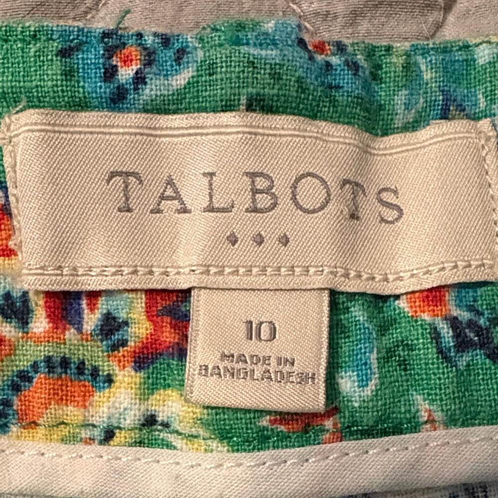 Talbots Green Floral Paisley Bermuda Shorts - Picture 2 of 5